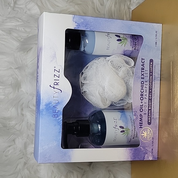 Hemp Oil + Orchid Extract Body Pamper Set. - Picture 1 of 5